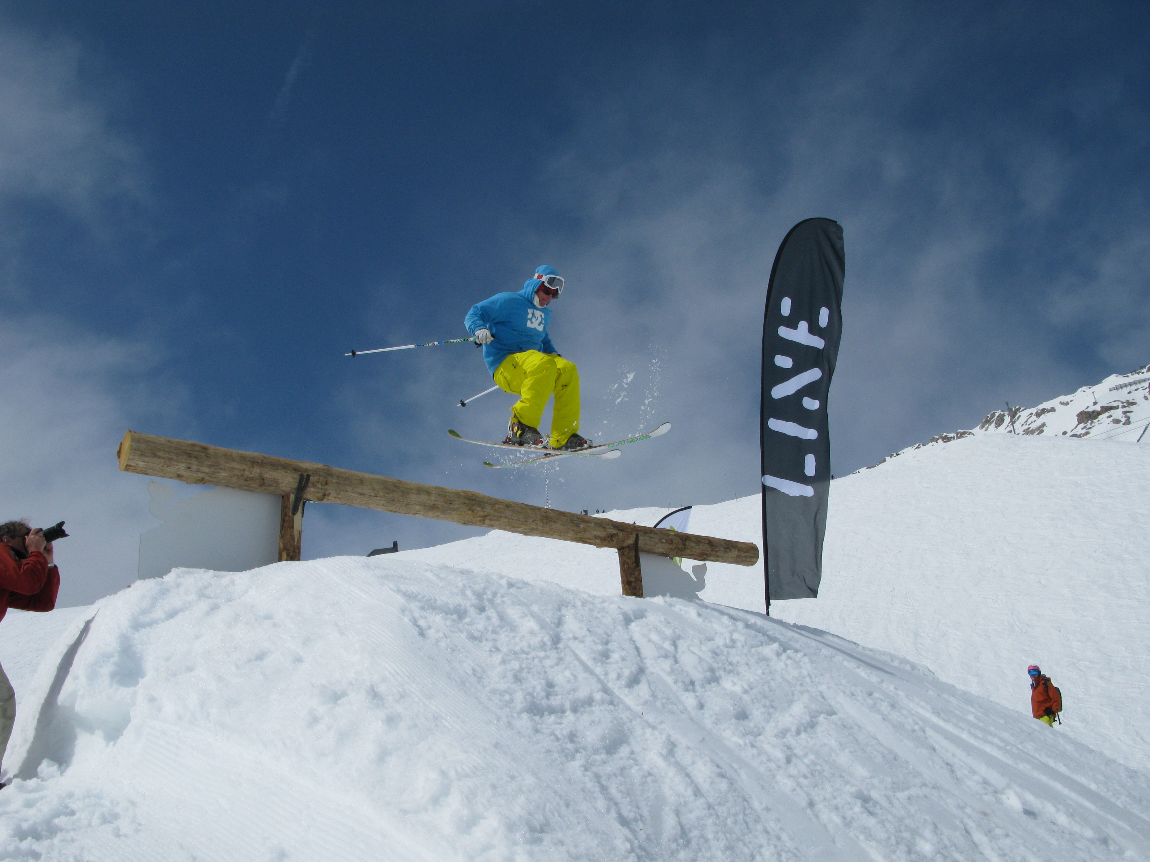 DC Boarder on Afterbangs