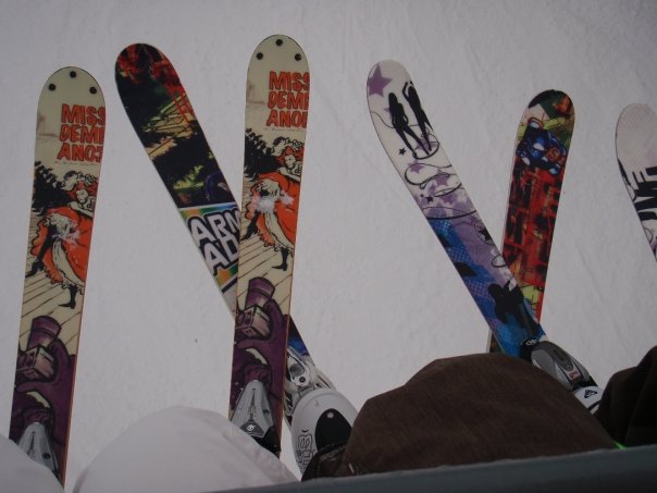 Demonators, AR-6, ShAdOwS