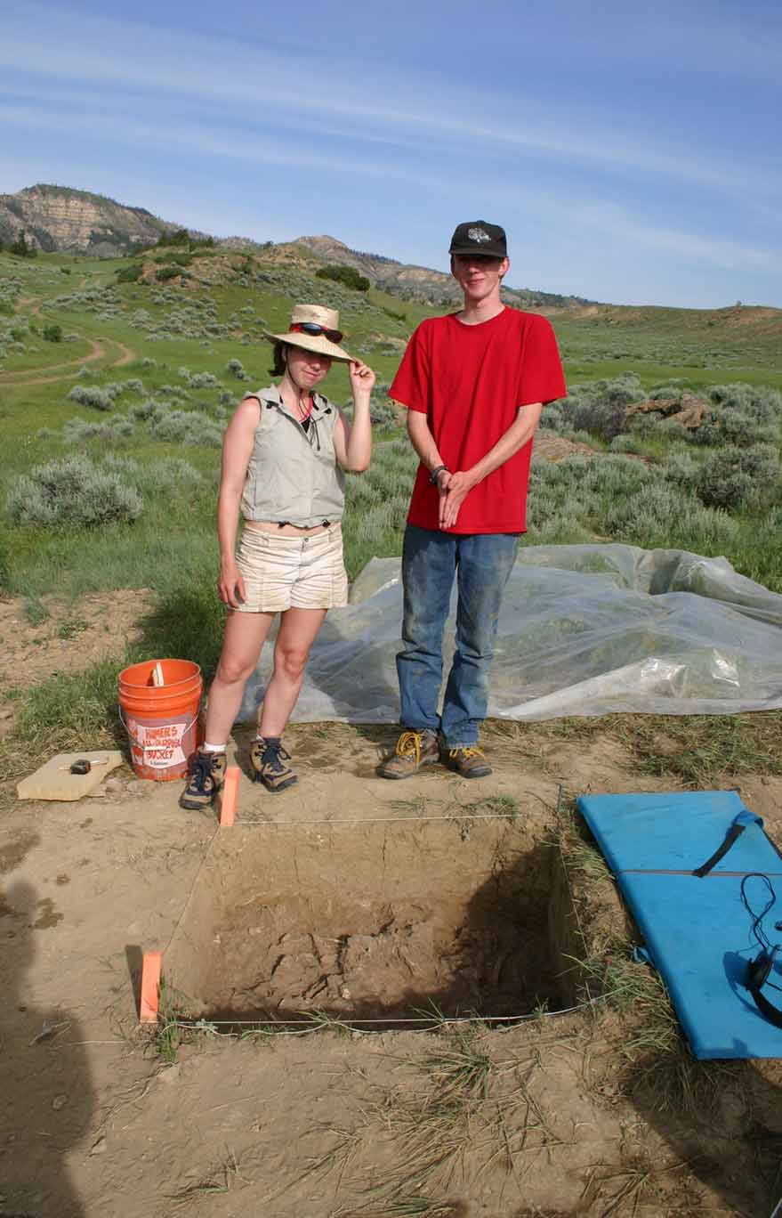 Diggin up bones, Im diggin up bones..
