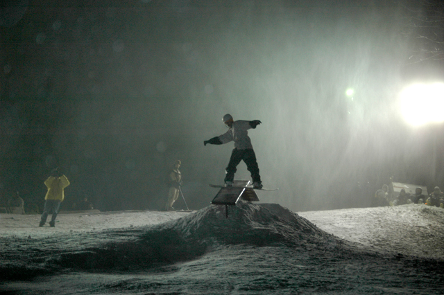 Disaster frontside boardslide