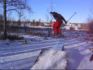 Disaster on kink box