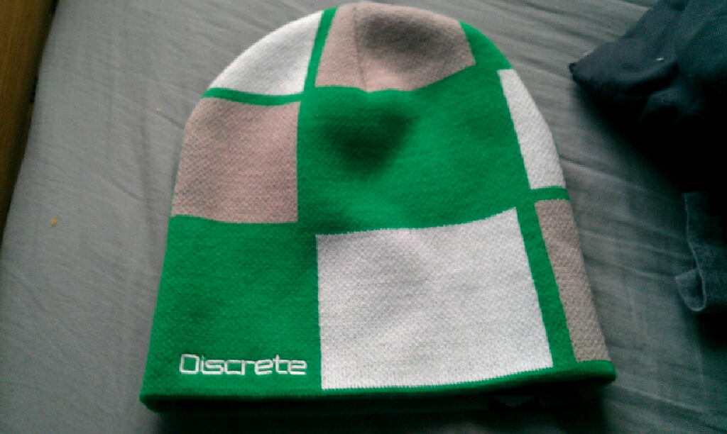 Discrete Beanie