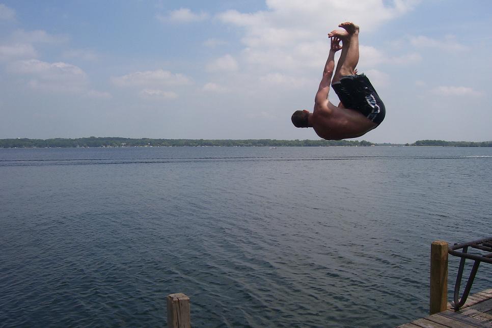 Dock trampoline
