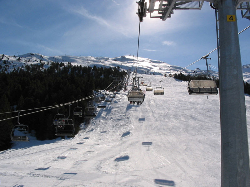 does this make you want to ski skeet skeet skeeeee?