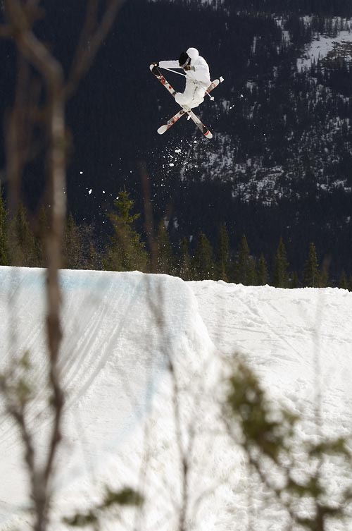 Doin The Tail with my true hand!