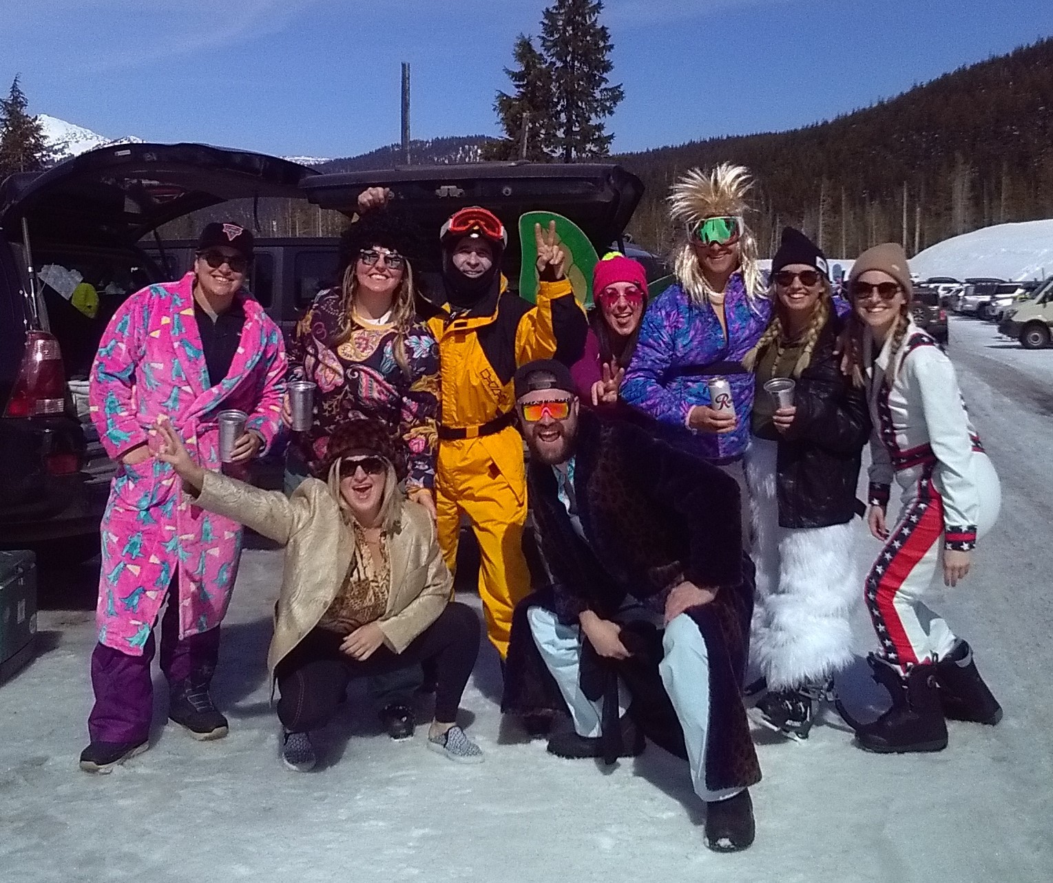 Dominator Jacques with some of his kids (click info)