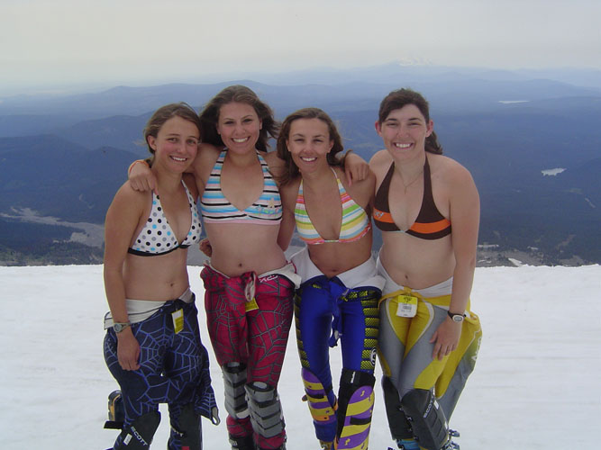 Dont click if you hate racers, but click if you like chicks in bikinis