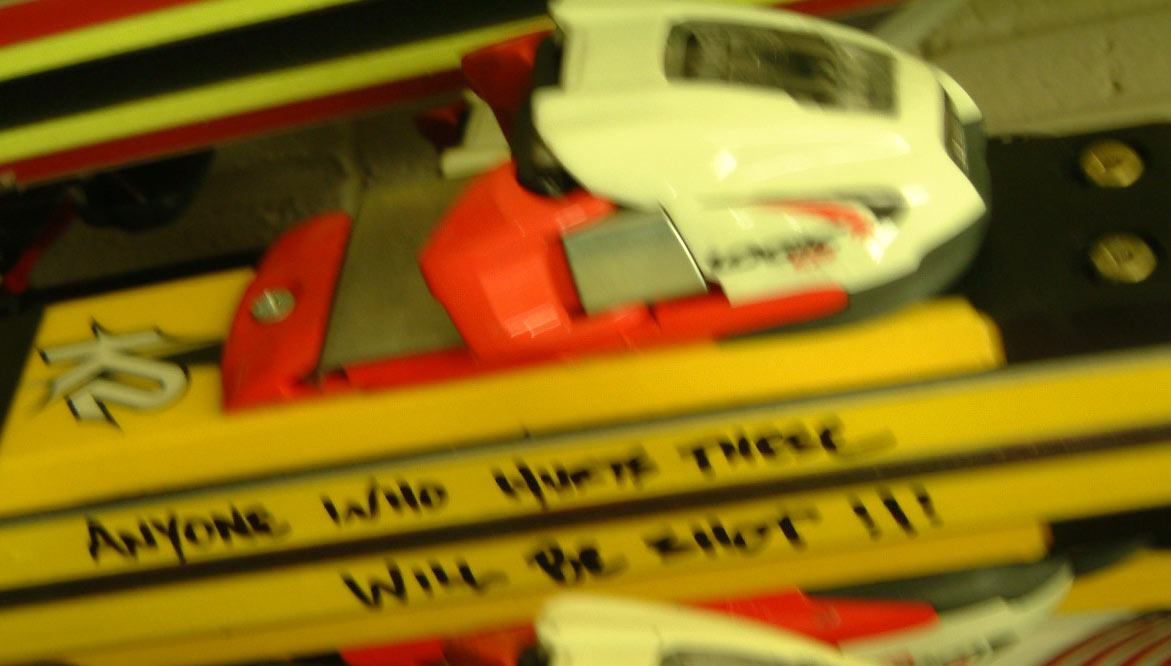 dont steal Plakes' boards