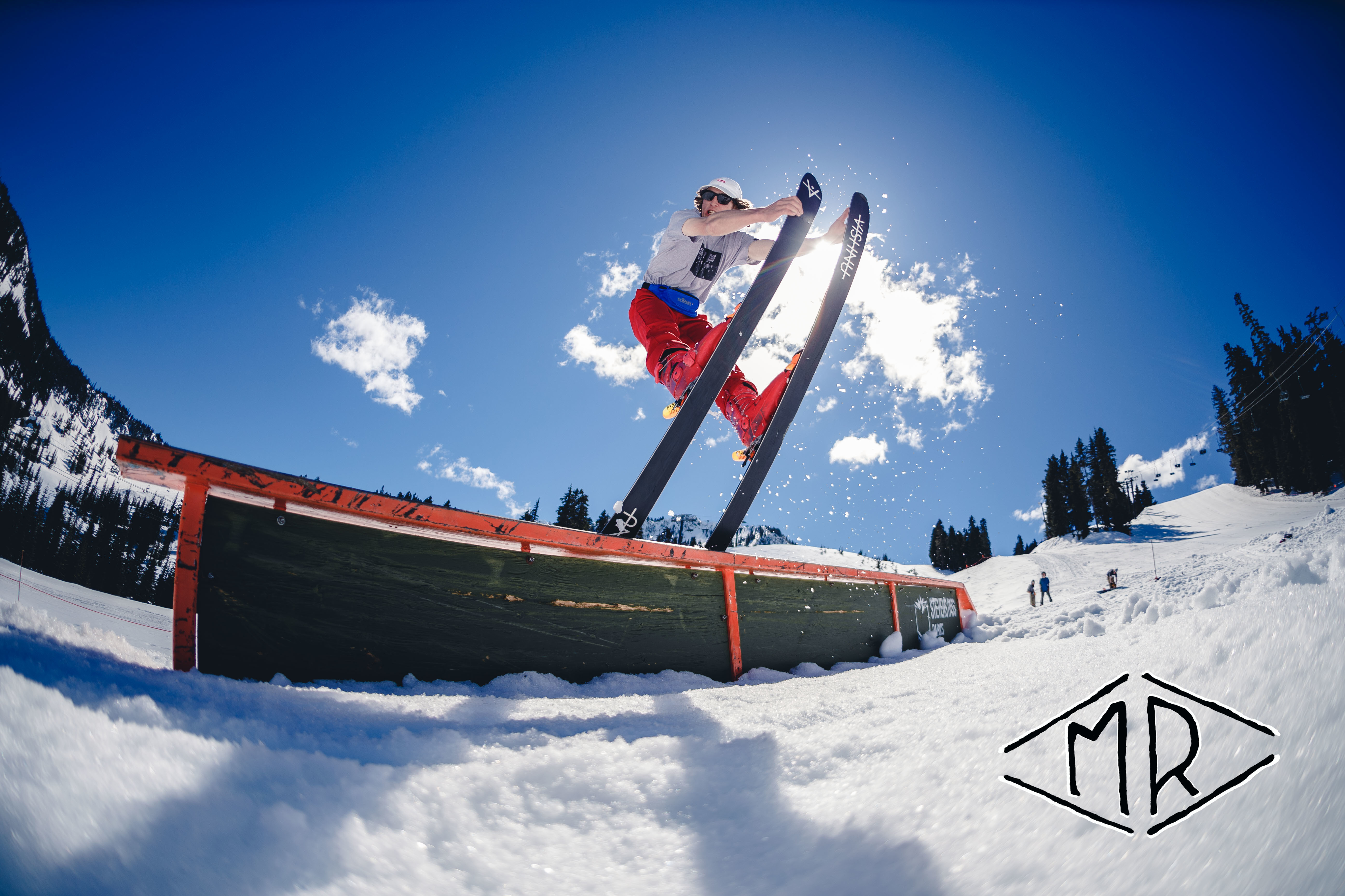 Double tailey wailey