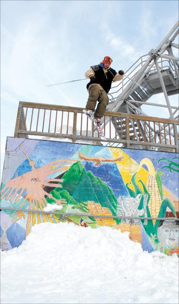 Drop in park for newspaper