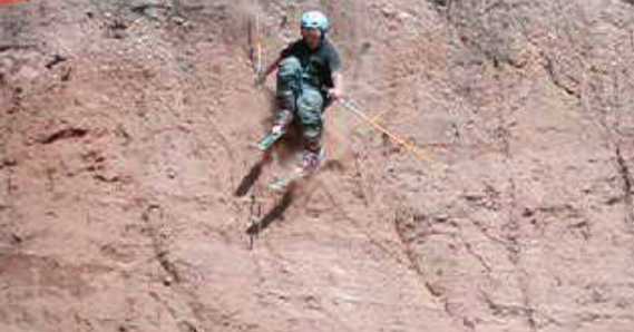 Dropin a dirt clif while dirt skiing!!