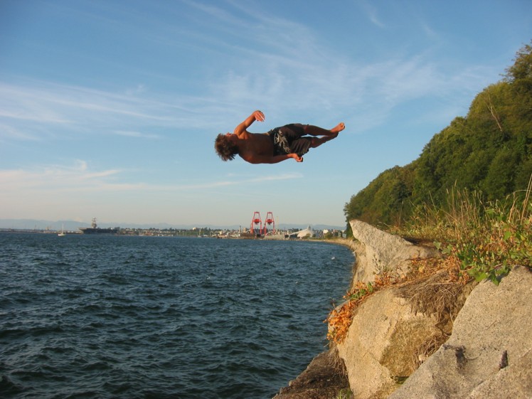 dspin rock cliff beach