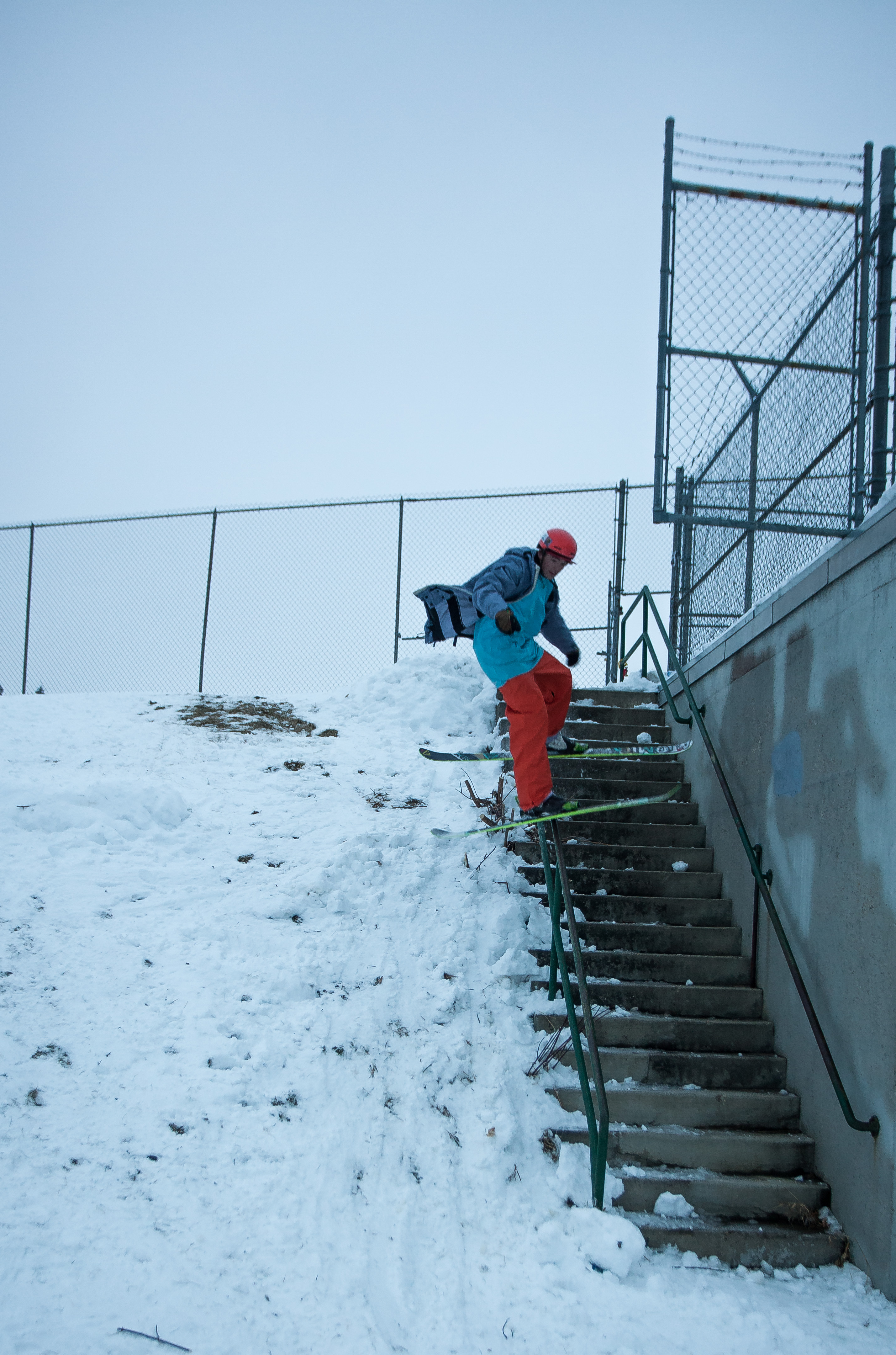 Dusty sliding the down rail.
