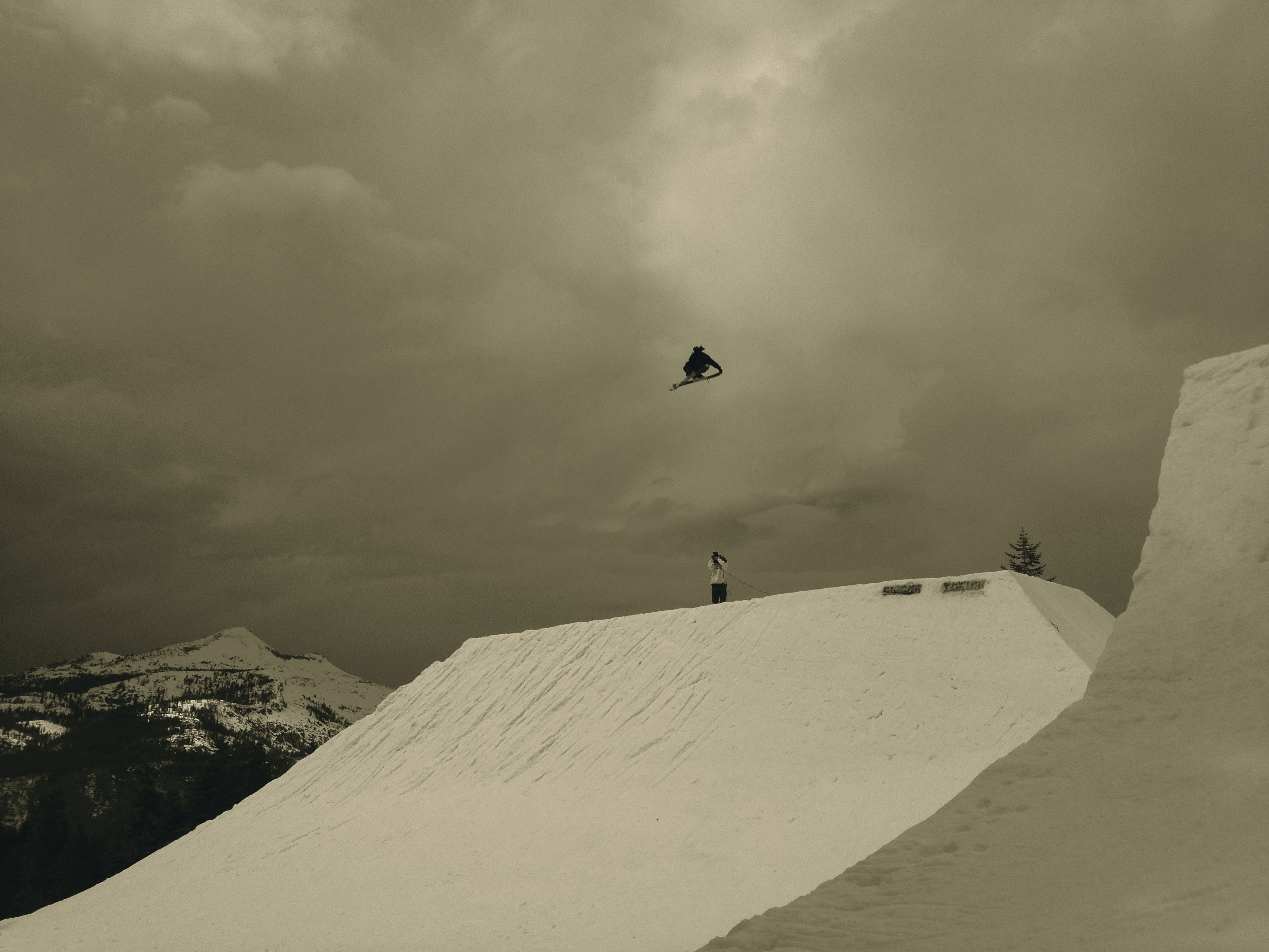 Edollo/T-Hall Invitational