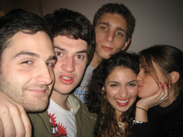 Eh - why cant the picture title be less than 4 chars mate?