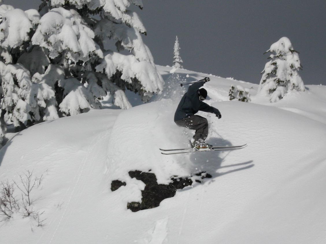 EJ 180 off of small cliff