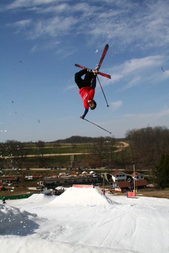 Eric McEwen getting his grab in.