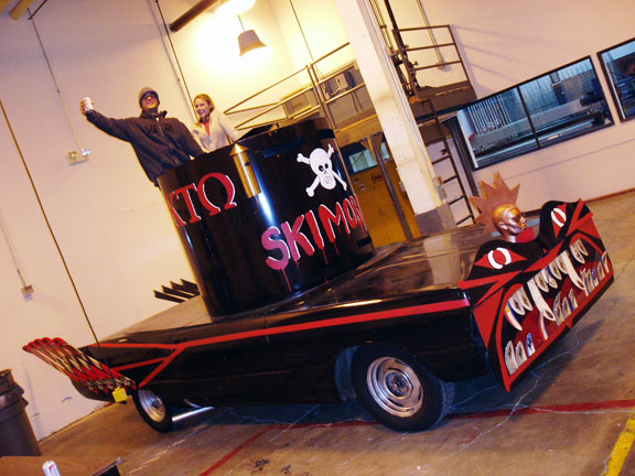 Everyone Needs This in Their Garage