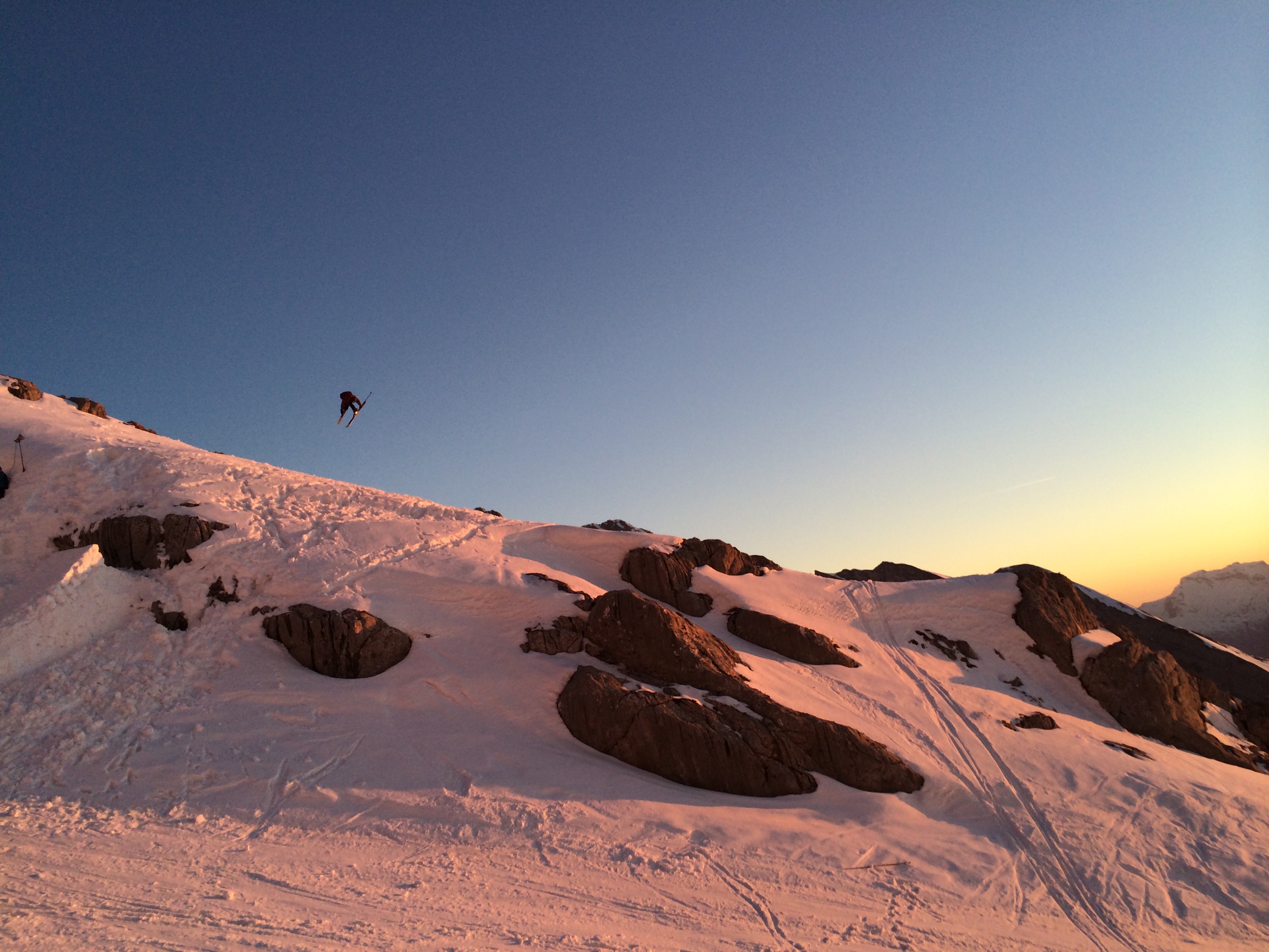 Faction S01E03 Sunset Step Up