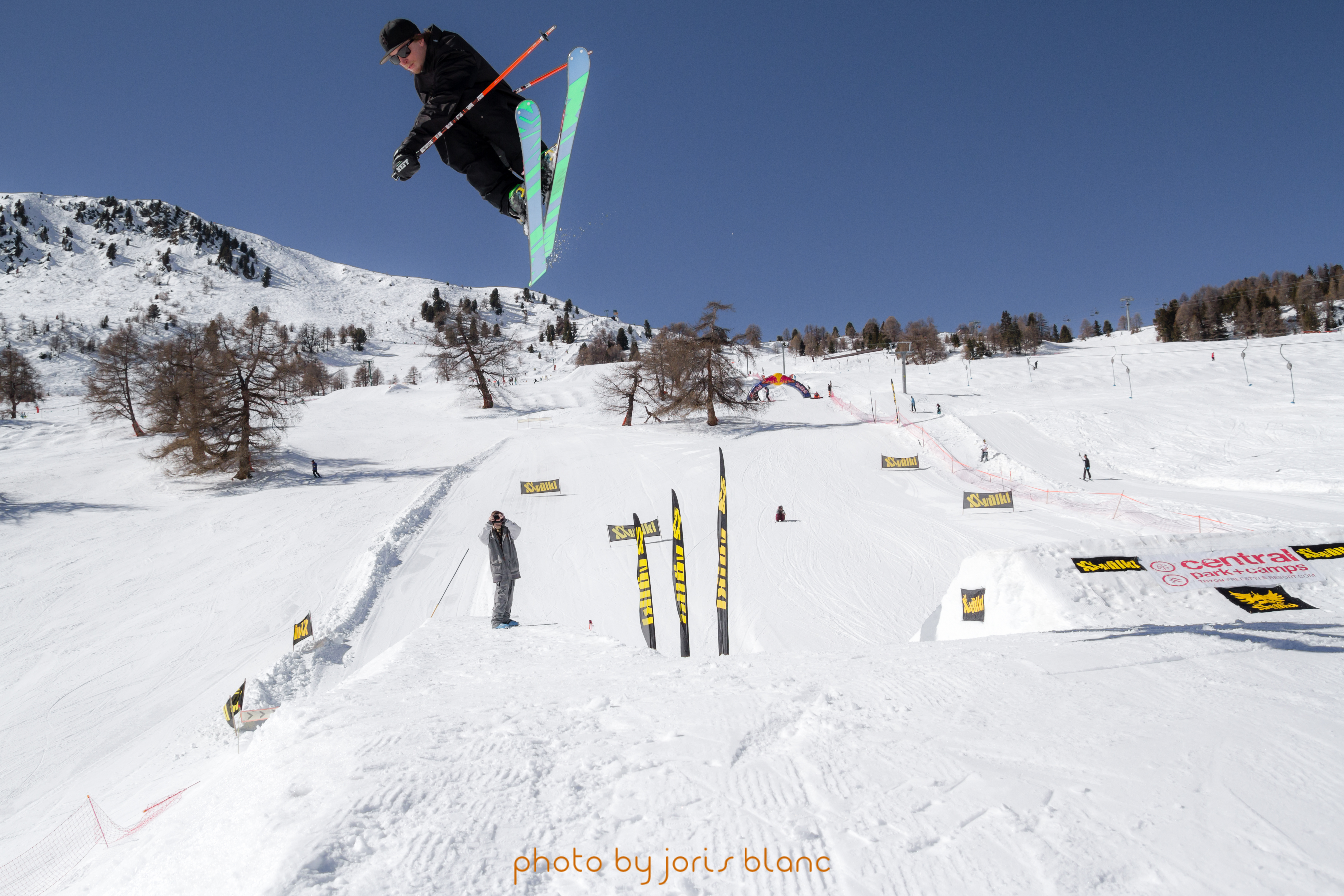 Finding Tranny // Florian Rumo