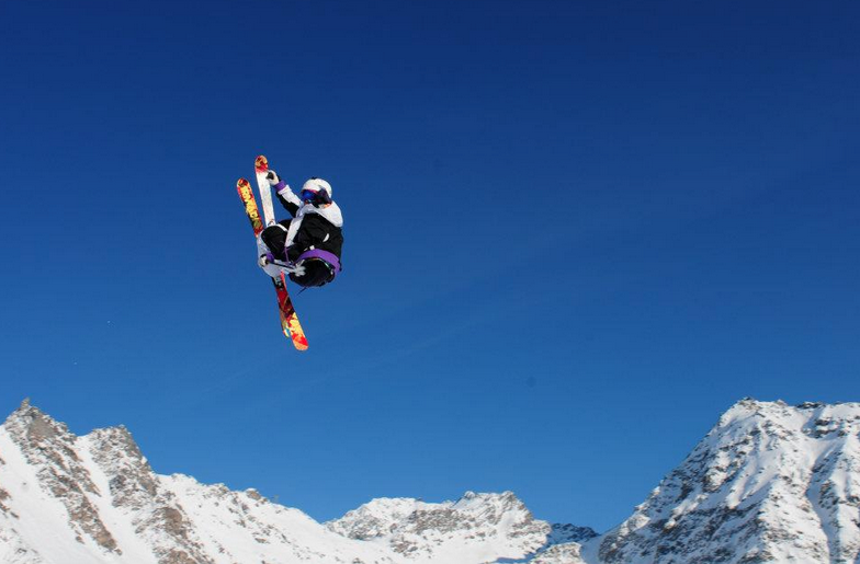 flat 5 nose critikal