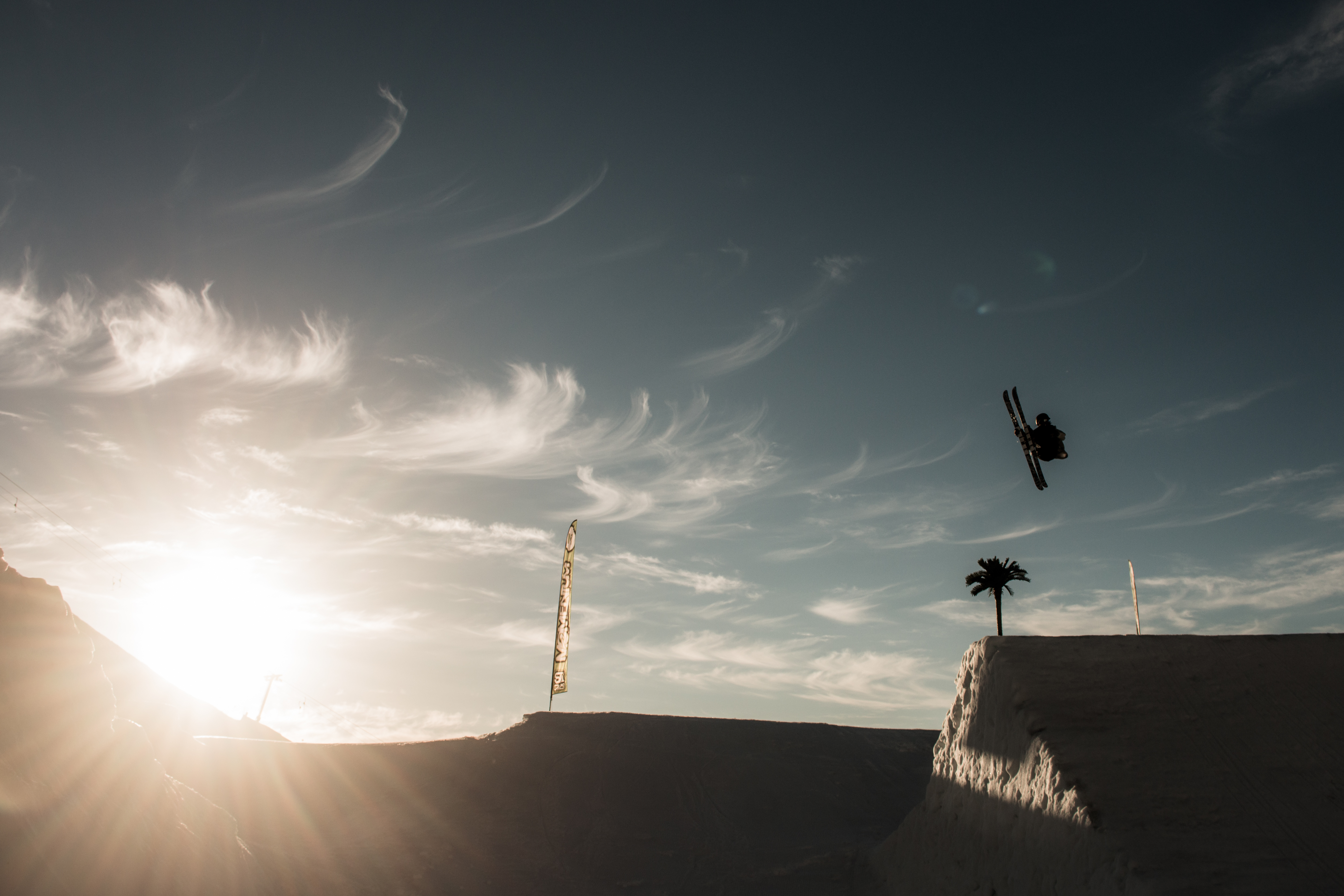 Flat spin at Momentum