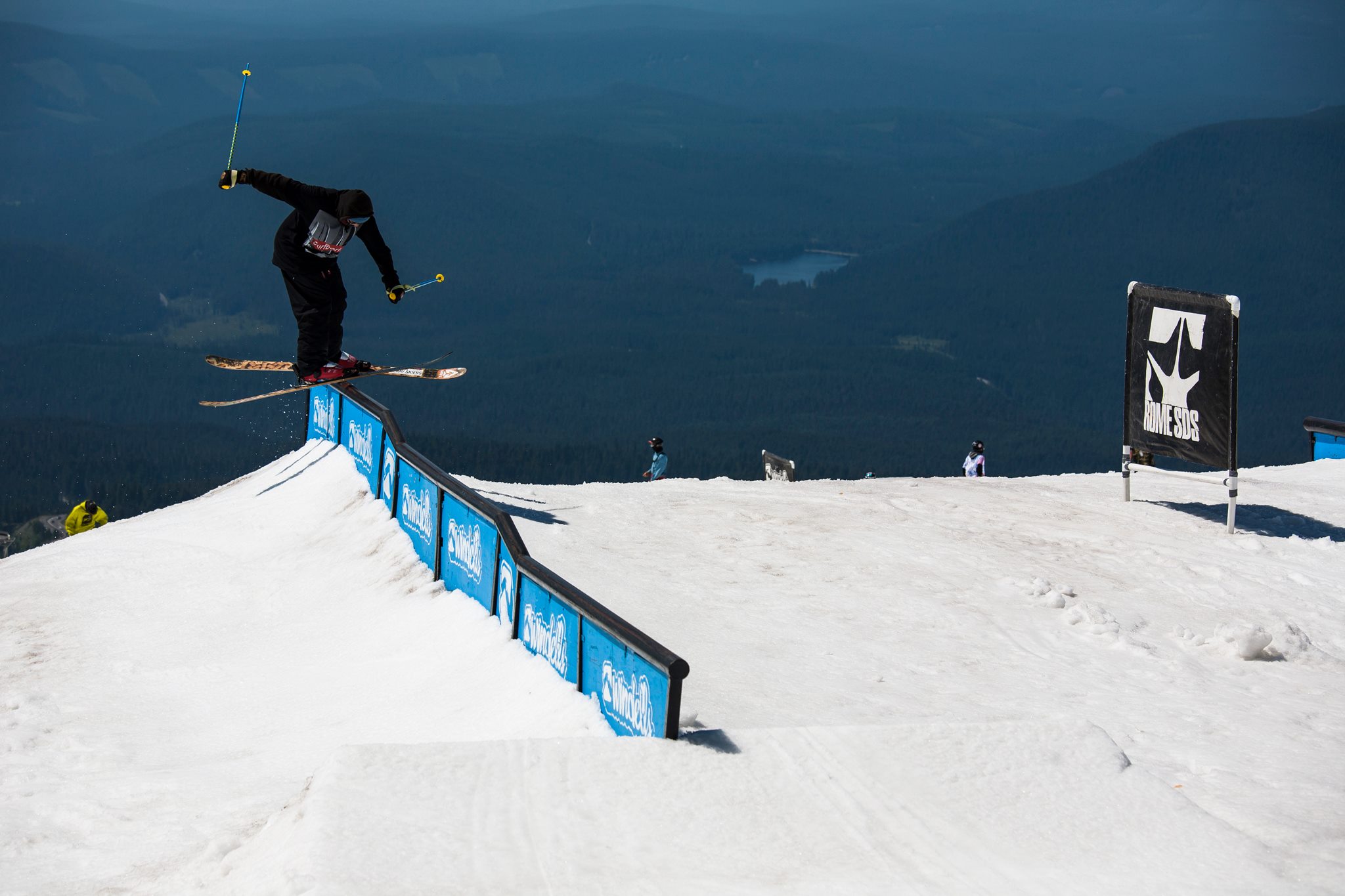 flat up flat up flat