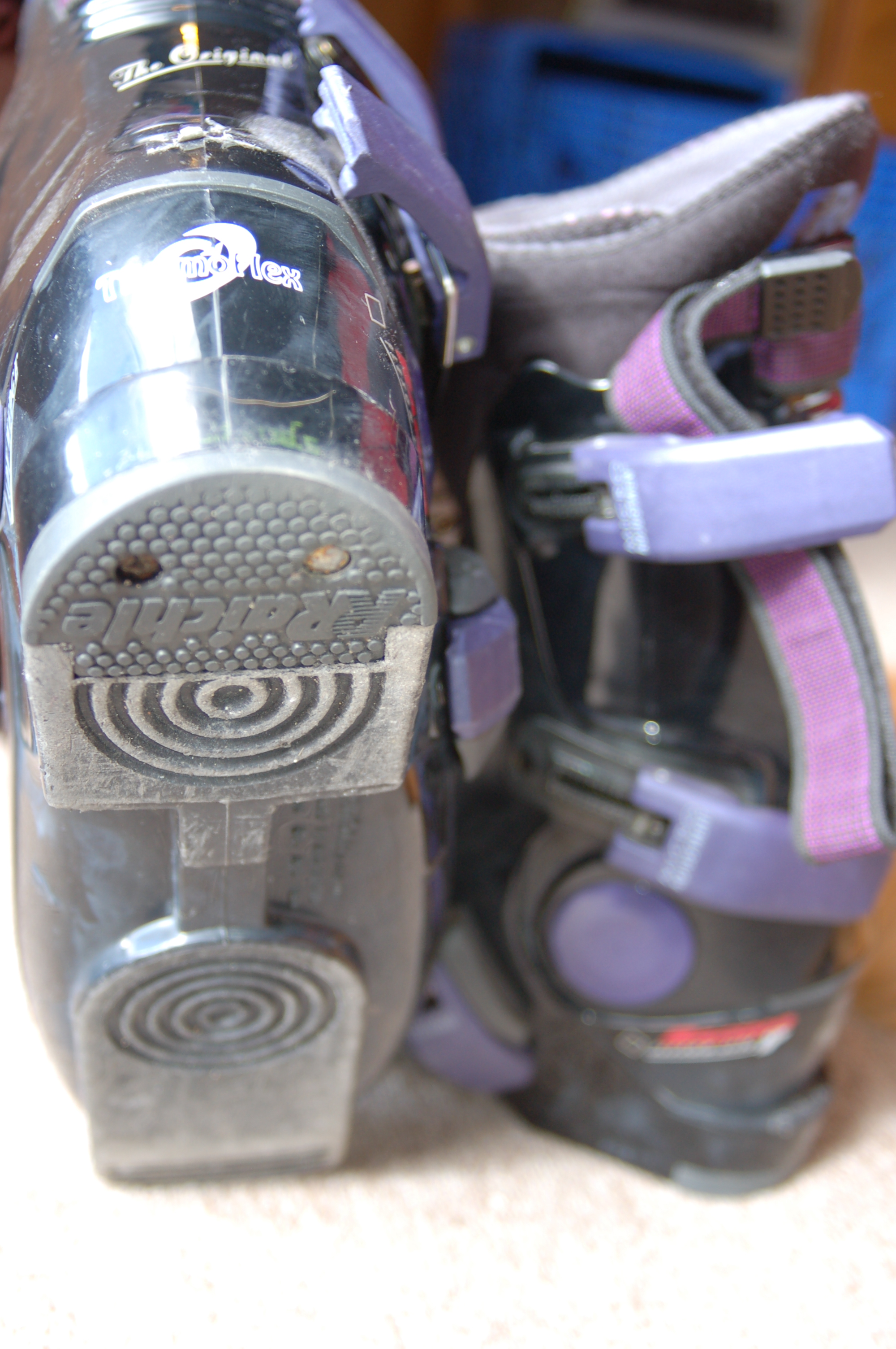 Flexon sole 282mm lady narrow three piece boot