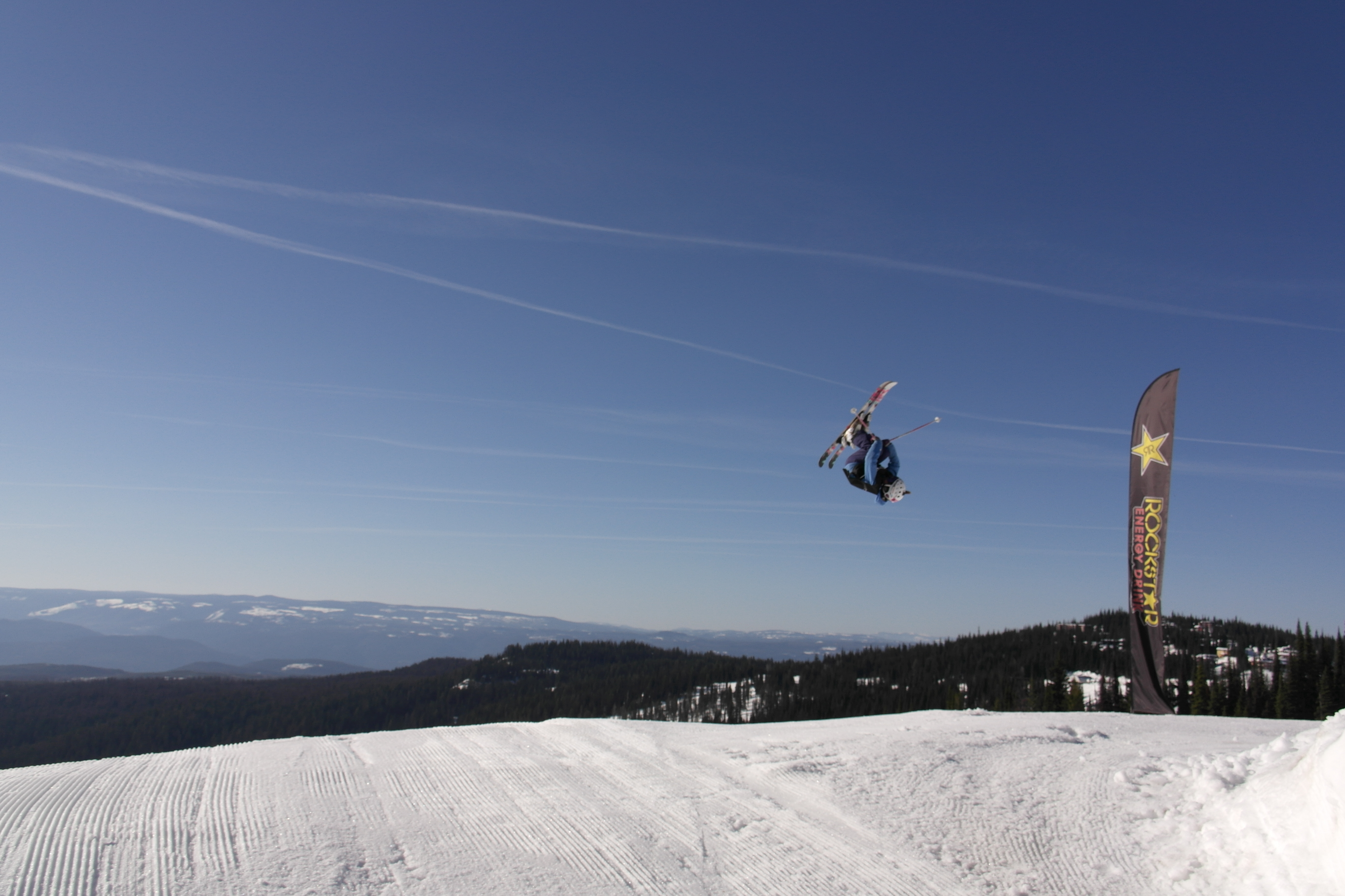 Flipping out at the Showdown Throwdown Hoedown