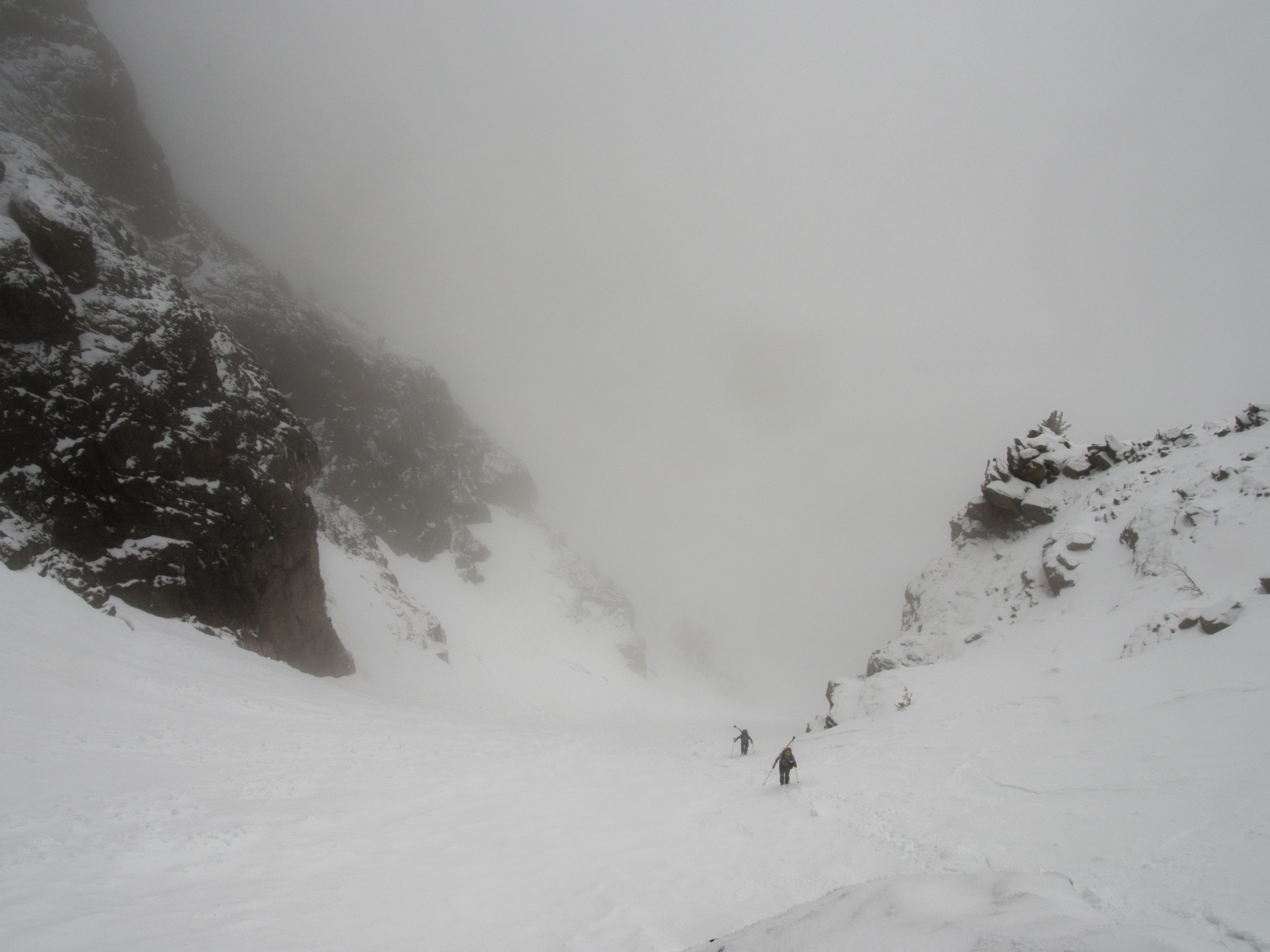 Fog in the Dragon's Tooth