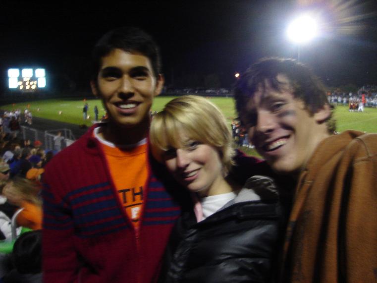 Football game with some pallies!