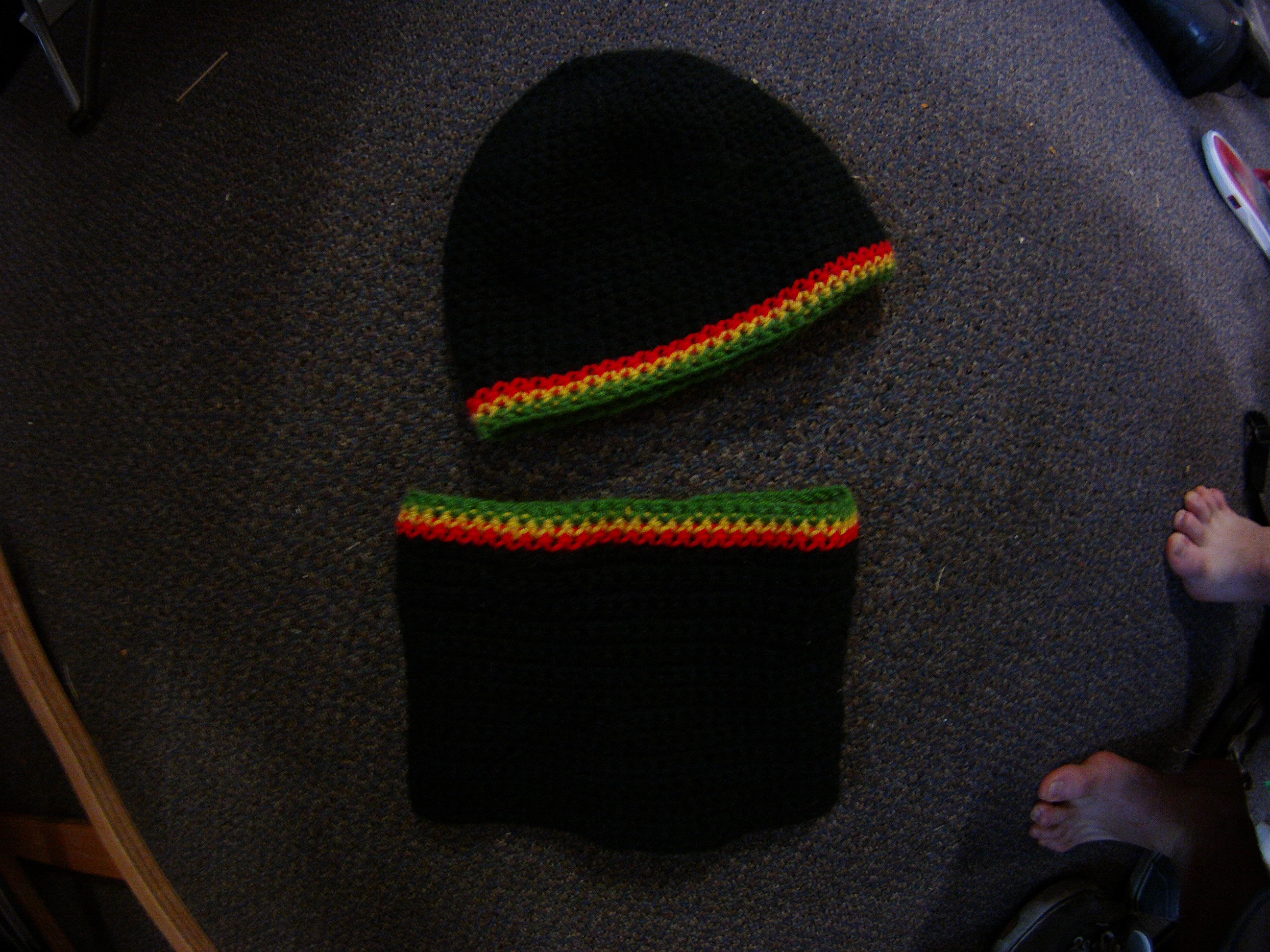 For SALE! Rasta hat/neck warmer