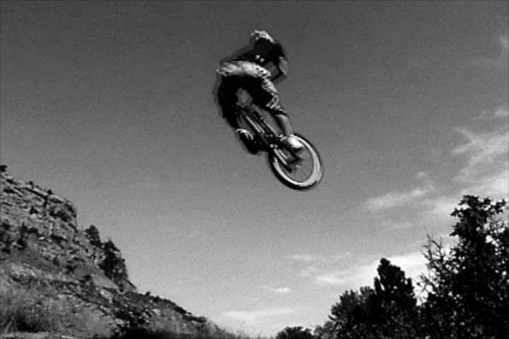 freeride biking dirt jump