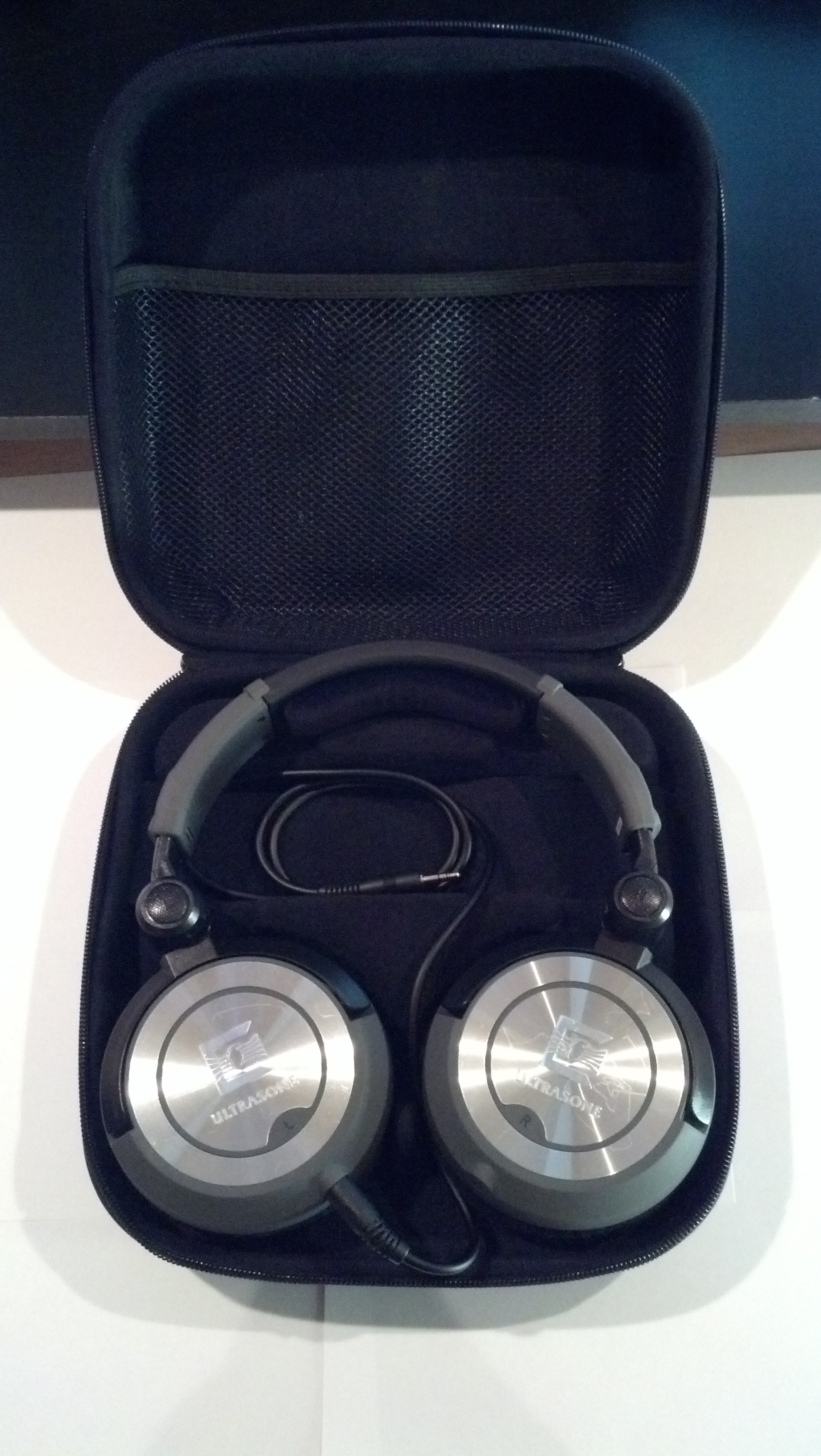 FS: Ultrasone PRO 750