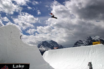 fuckin huuuuuuuuuuuge!!!!!!!!1