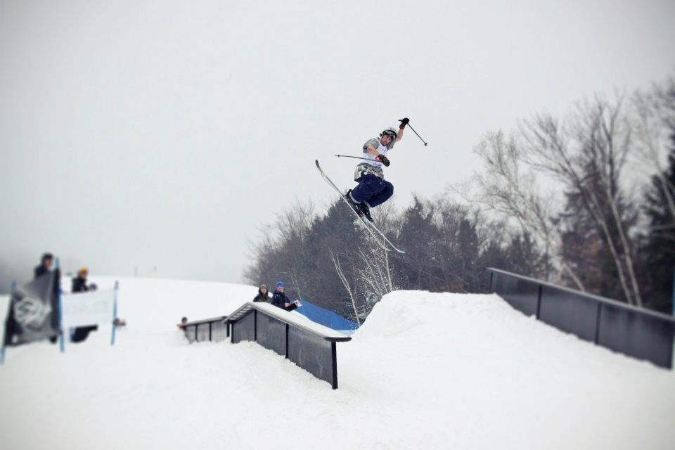 Gap - Rail