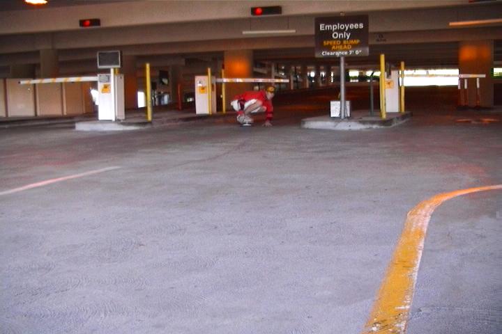 Garage longboarding 3