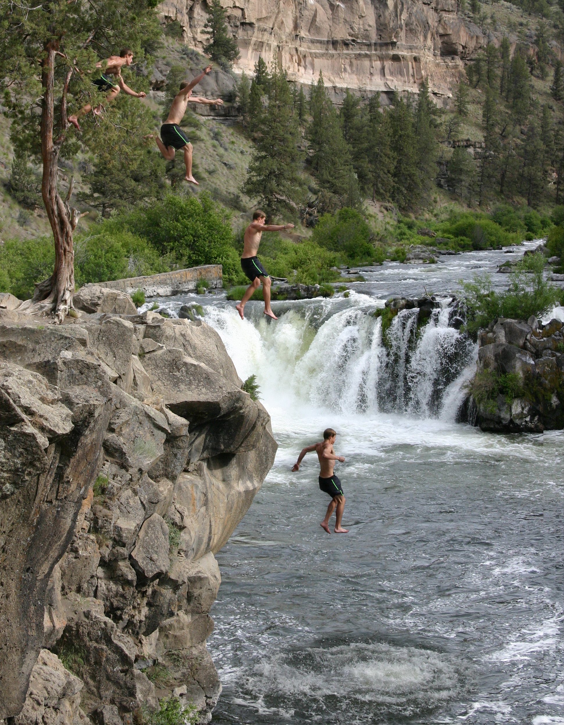 Gettin Raw at Steelhead Falls