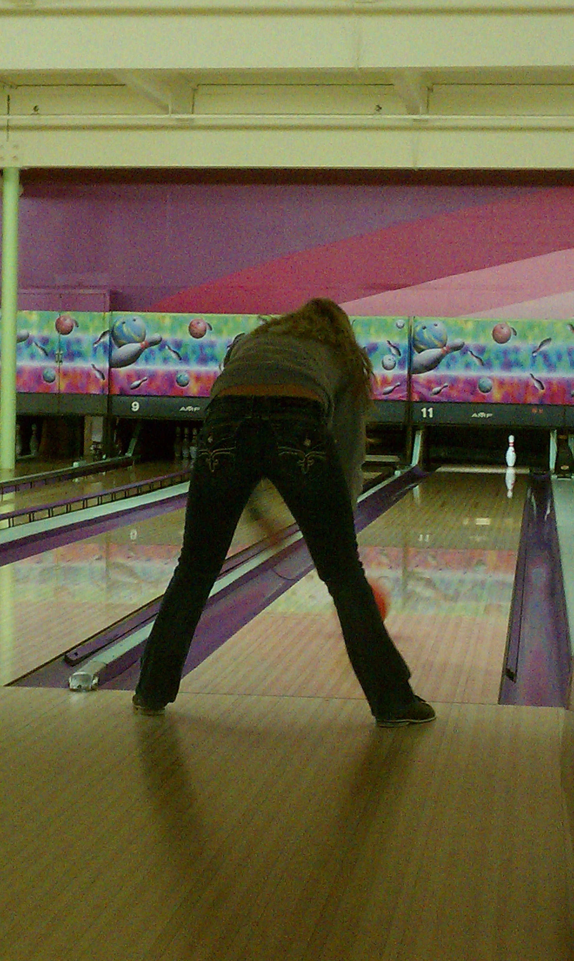 girl friend not doing work lol!