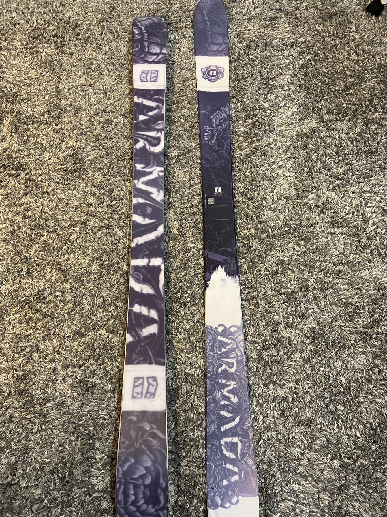 Girlfriend got her first Pair of skis this year!