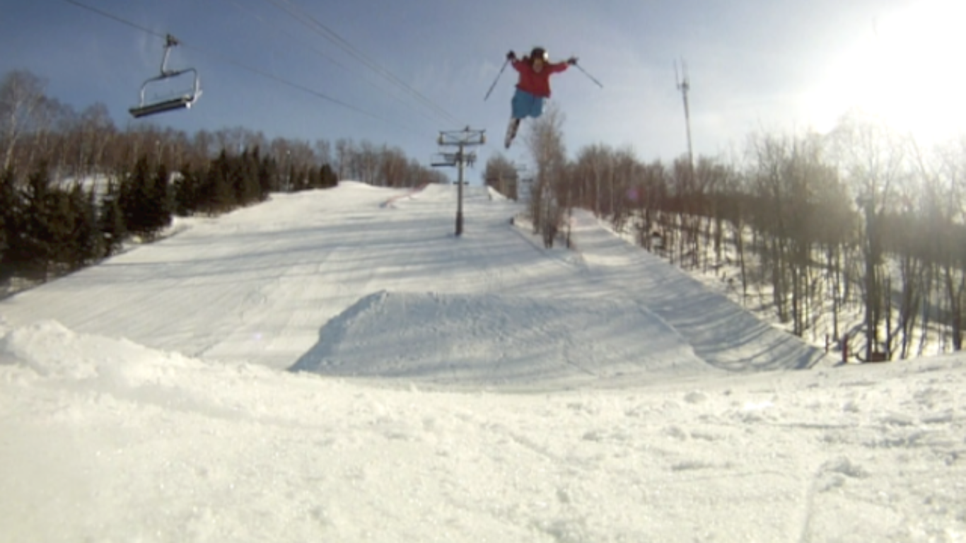 GIVE THIS MAN A CAPE AND CALL HIM SUPERMAN !!