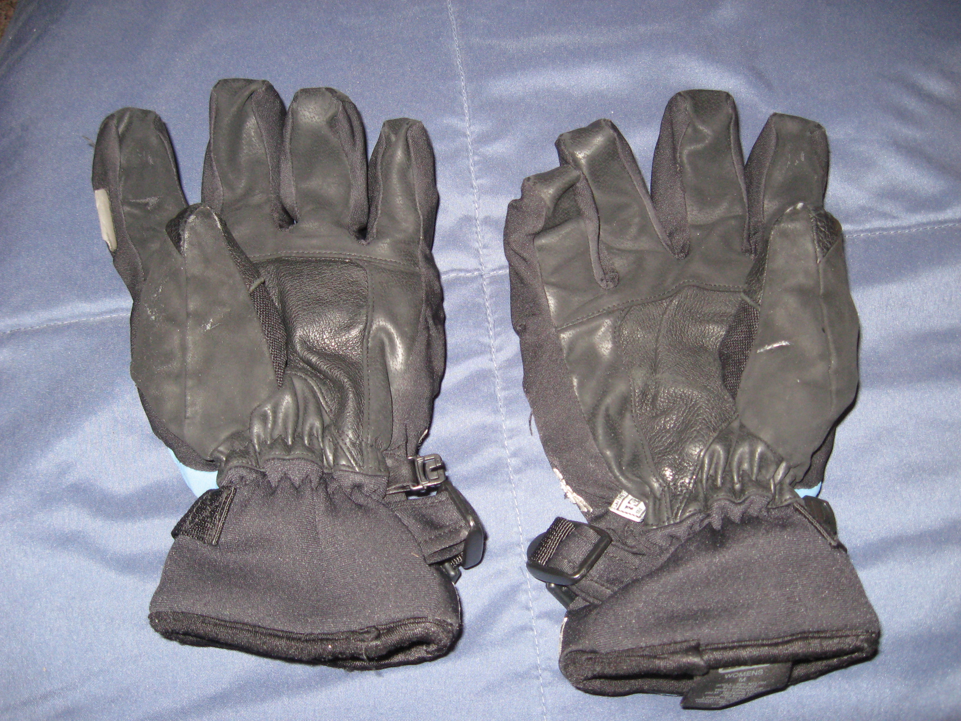 Gloves1