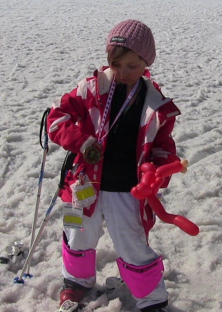 Gold in the "2011 Legends" mogul event