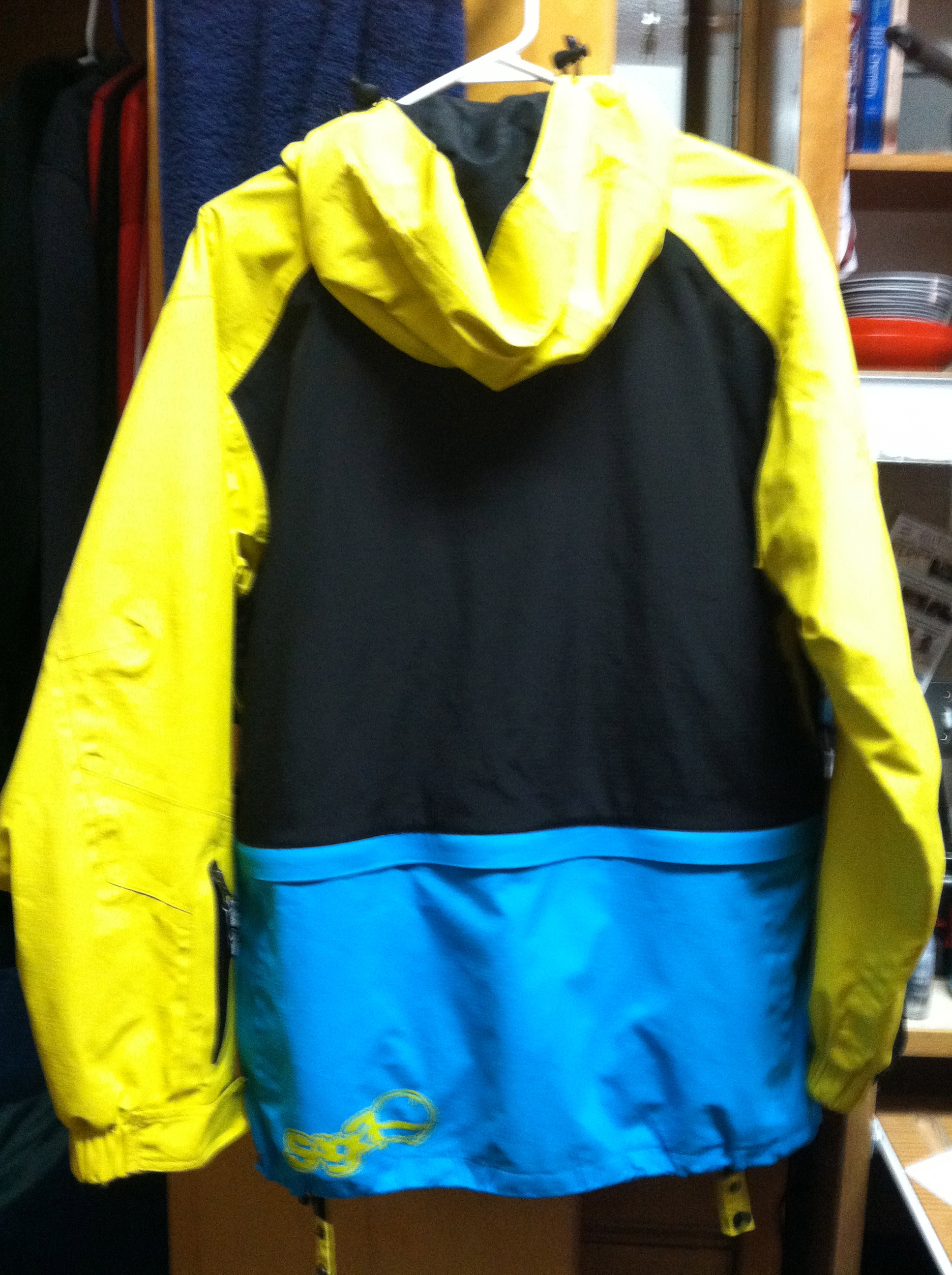 Goldcoast Size Medium