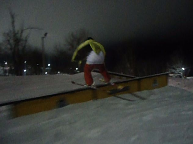 Gorilla Steeze on the Flat Rail