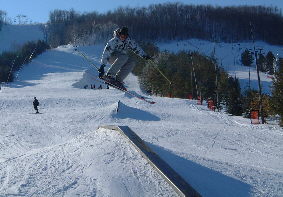 Grab to down kink rail