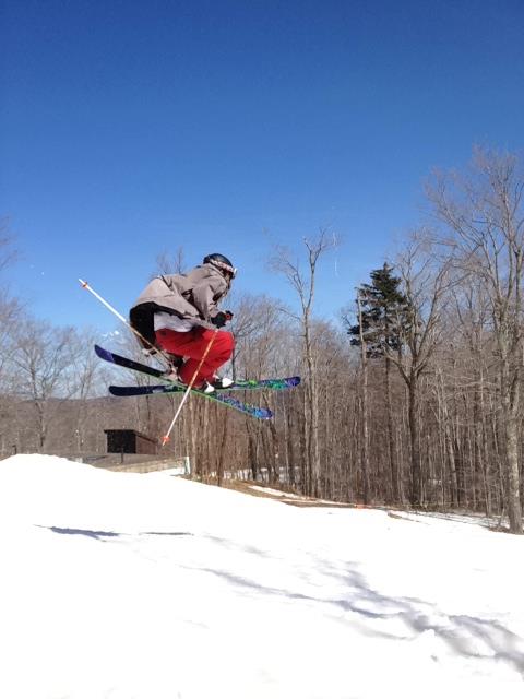 Grabbing that shizzle