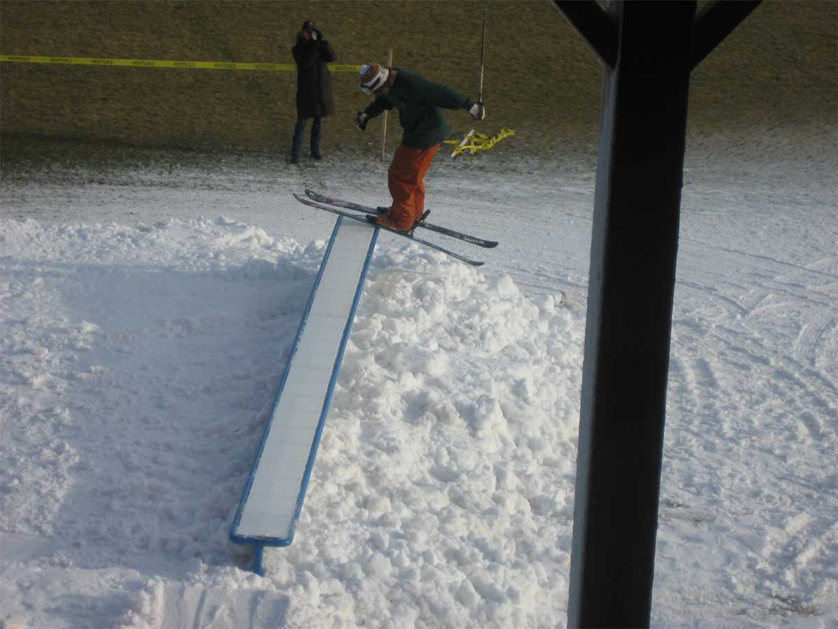 Grandstand box press