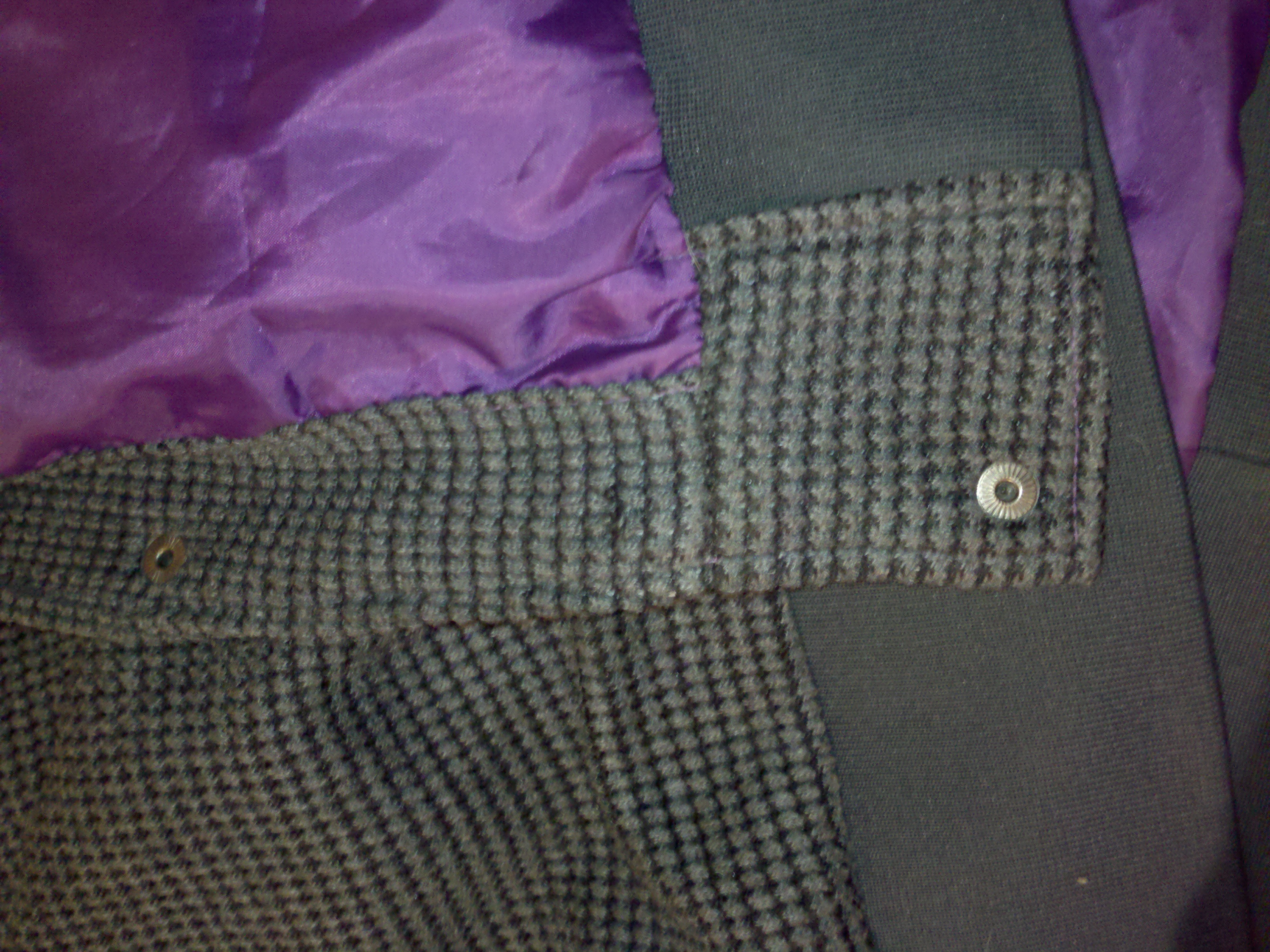 Gridded 2xl button pulled through