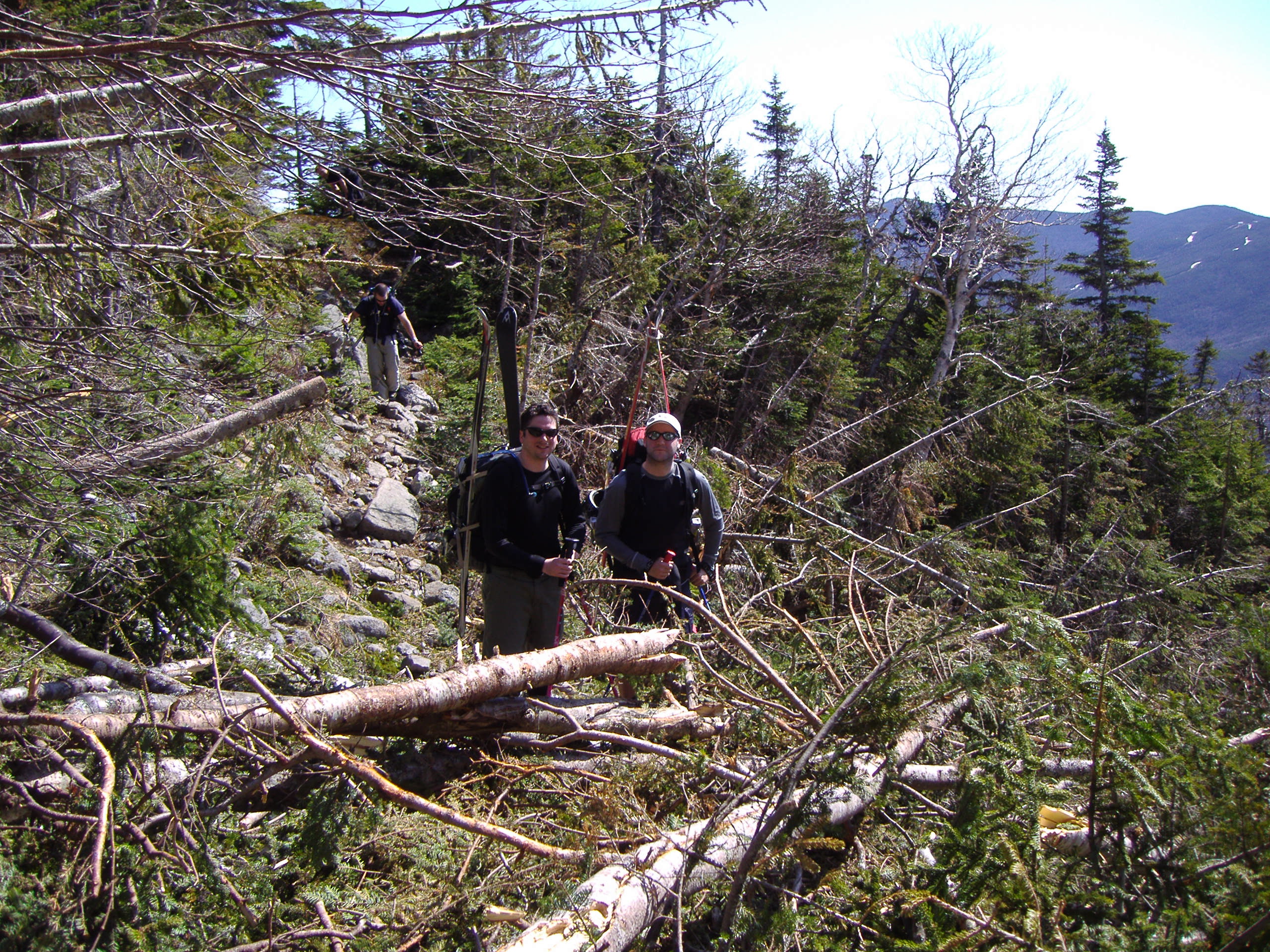Gulf of Slides mid-May Avy Debris
